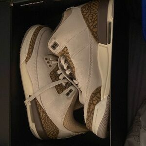 slightly used size 5